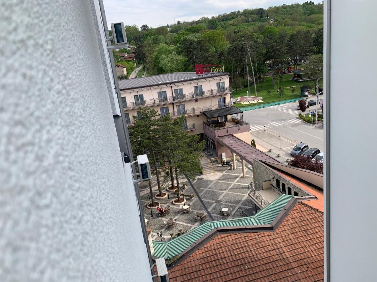 De Lux Nedeljkovic Aparthotel Jagodina Exteriör bild