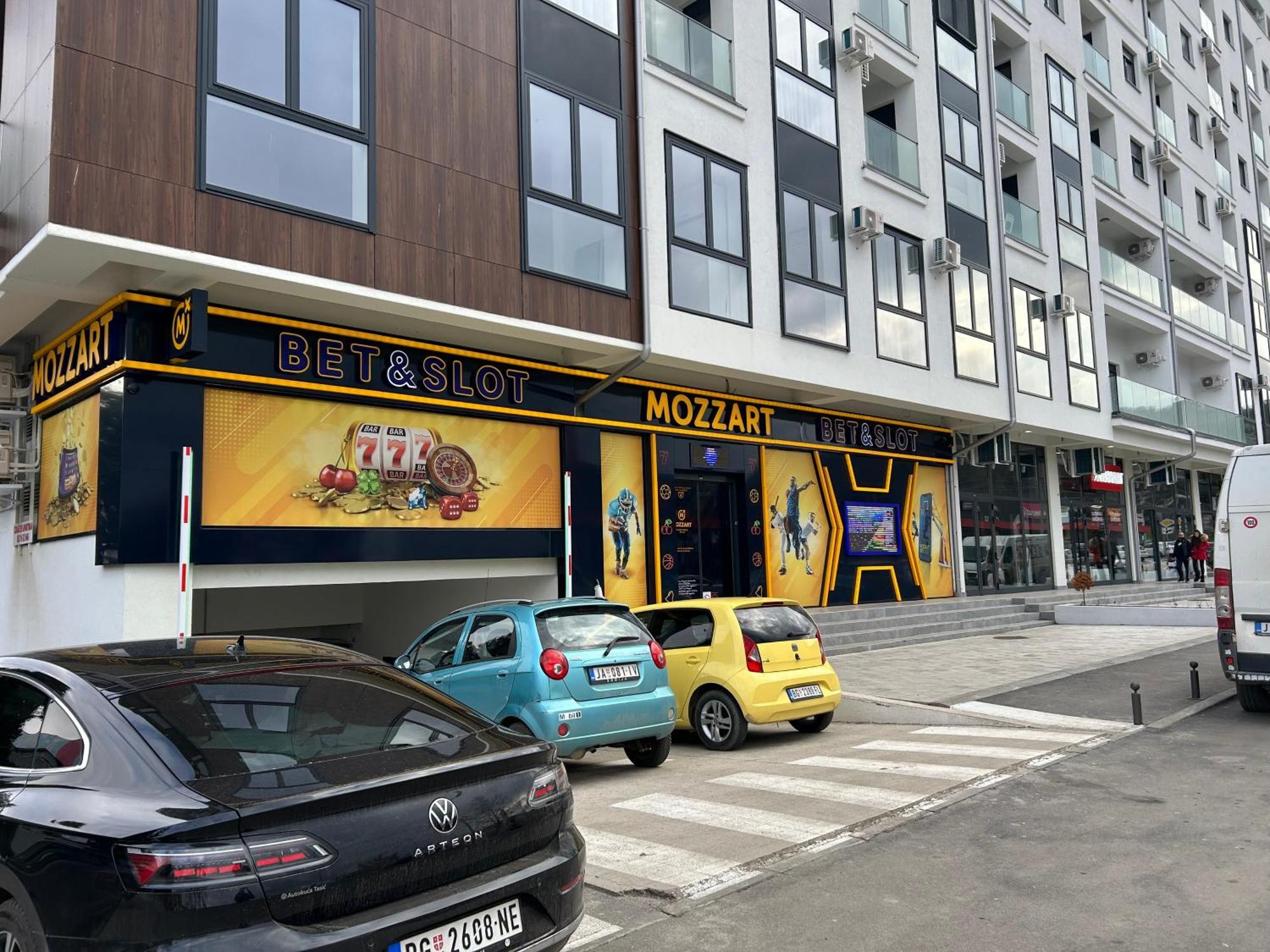 De Lux Nedeljkovic Aparthotel Jagodina Exteriör bild