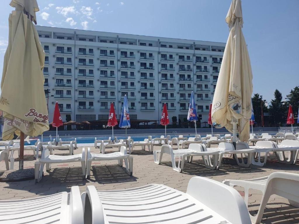 De Lux Nedeljkovic Aparthotel Jagodina Exteriör bild